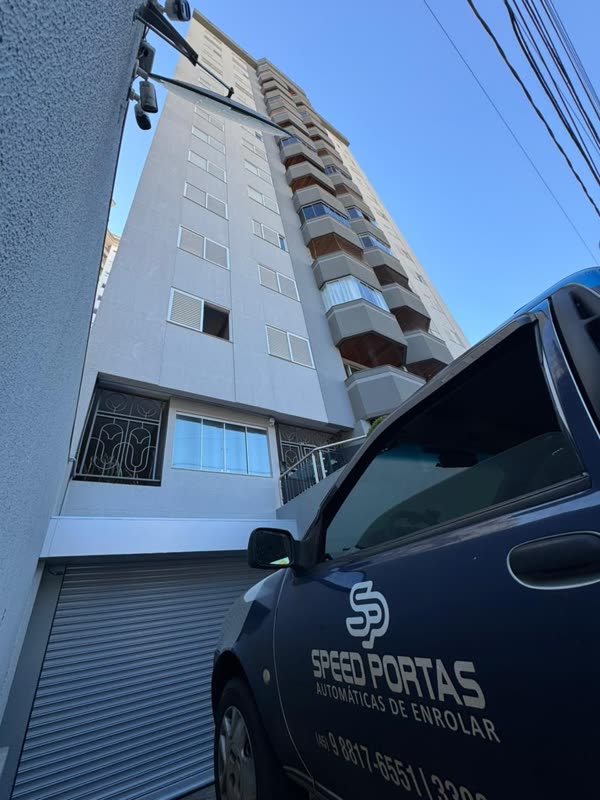 Edifício Genova, empreendimento equipado com portão Hi.flo