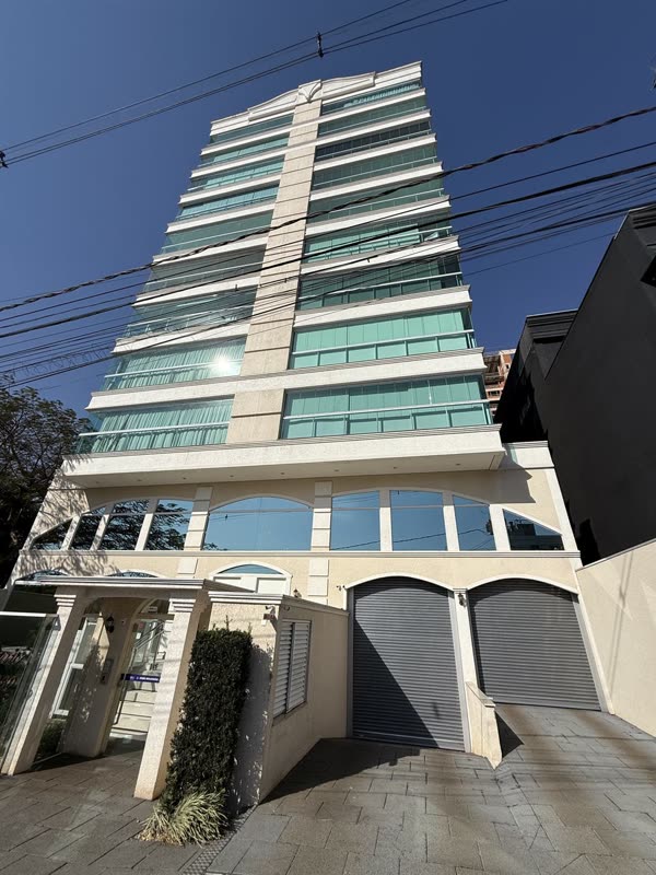 Edifício Maison Paris, empreendimento equipado com portão Hi.flo